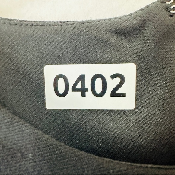 Belle Sky Two Tone Flowy Blouse Medium Black White - Picture 11 of 11